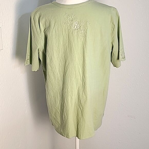 Essentials by Maggie Light Green Short Sleeve Blouse with Embroidery, Size 14/16 - Picture 7 of 9